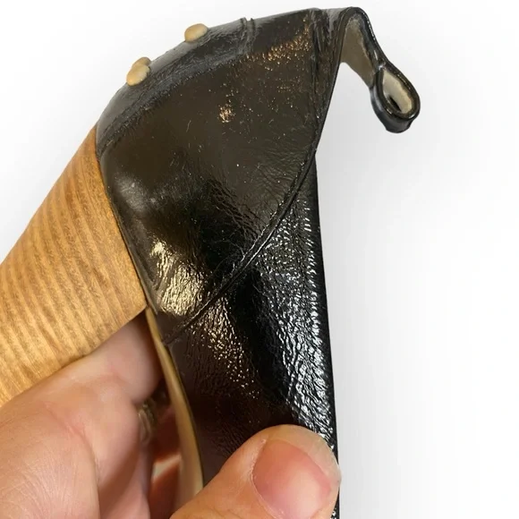 H8 TODs Aspen Patent Leather Heels​ - Picture 9 of 11